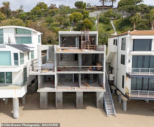 The legal dispute stems from an initial arrangement reached in September 2021, when West was planning a series of drastic renovations to an oceanfront Malibu mansion he purchased for more than $57 million