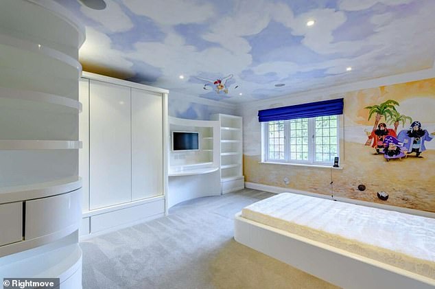 There are plenty of sanctuaries to rest your head in this Hale paradise