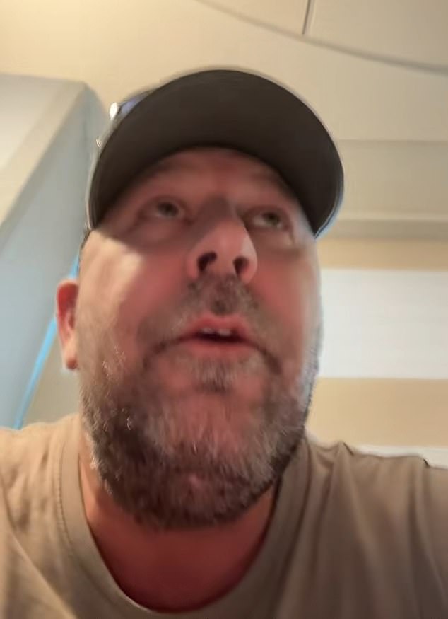 ¿I'm just a dumb construction worker, but I could tell something was wrong,¿ Jeremy said in the video, adding, ¿But there was no sense of urgency'