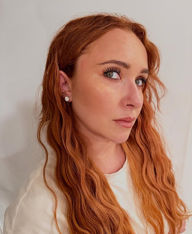 But it seems Hayden was ready for a switch, as she recently took to Instagram to reveal her lighter, sun-kissed locks