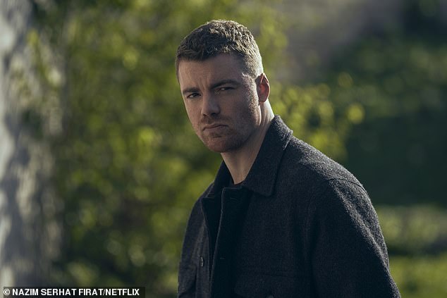 The first season kicked off with that phone actually ringing - but an unexpected caller is on the other end, a civilian in danger named Rose Larkin (Luciane Buchanan)