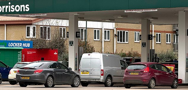 © Paul Marriott Photography Mandatory Credit: Photo by Louise Rose/Shutterstock (16735514c) Motorists queueing for fuel at a petrol station in Peterborough, Cambridgeshire, UK, on 7th March, 2026. Fuel queues, Peterborough, Cambridgeshire, UK, on 7th March, 2026., England - 07 Mar 2026