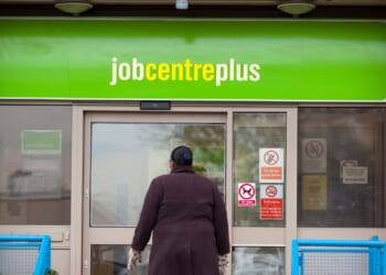 One in four non-EU migrants claiming benefits as analysis warns they are treating UK like a ‘cash machine’