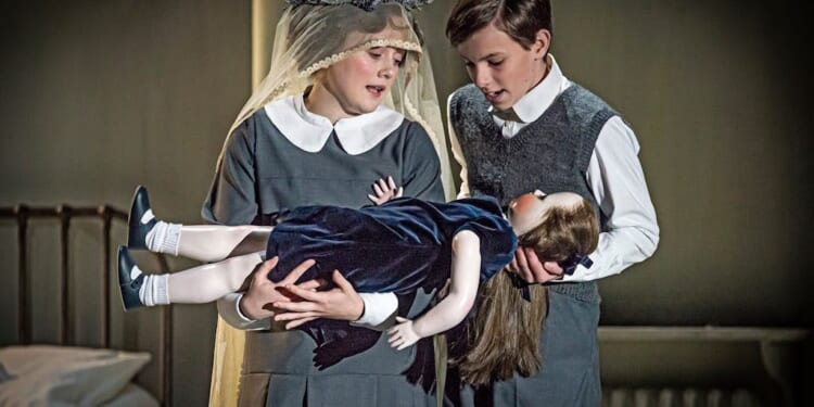 A show to make you afraid of the dark | Robert Thicknesse