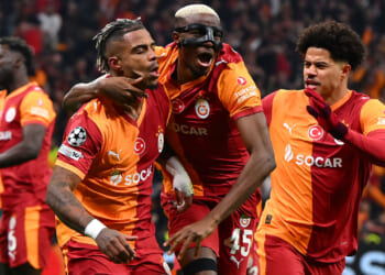 Reds lucky to escape Istanbul just a goal down as abject display piles pressure on Arne Slot
