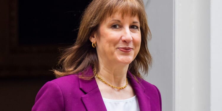 Brits could get cost-of-living help if Iran war sends energy bills spiralling as Reeves says 'nothing is off the table'