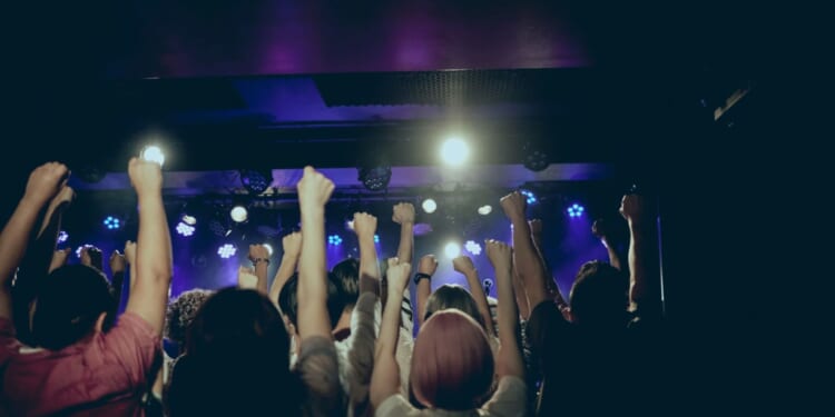 I’m A Celebrity star sparks fury as he claims people over 30 shouldn’t go clubbing saying ‘it’s over for you’