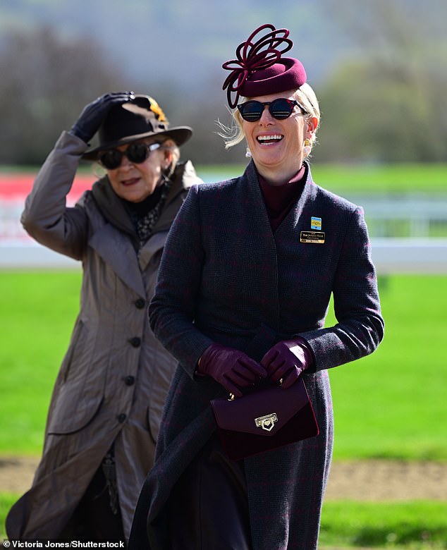 Zara appeared in high spirits as she posed for photos ahead of the races