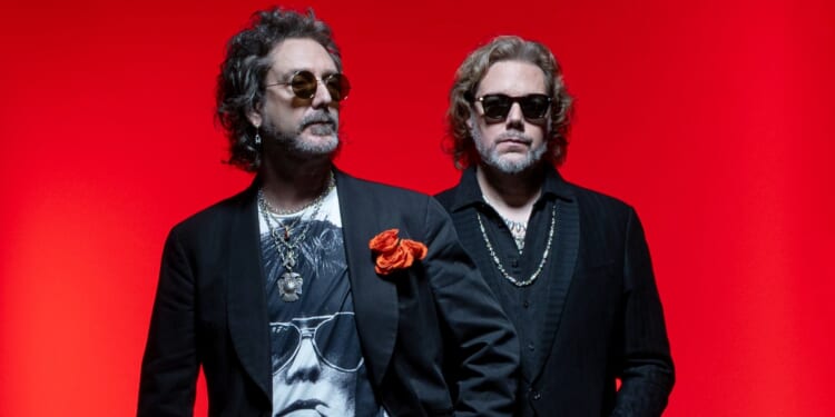 'In rock ’n’ roll, there are plenty of show dogs… but we’re f***ing feral,' says Black Crowes singer Chris Robinson