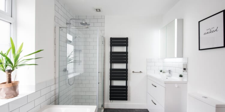 The 7 easy interior expert-approved bathroom upgrades that make your space look more expensive this spring