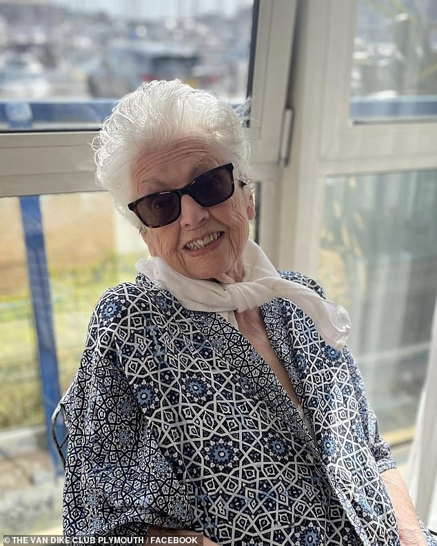 The actress was best known for Doc Martin and her last TV appearance was on the show alongside Martin Clumes at the age of 87