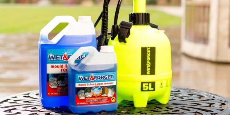 'Zero-effort' mould-killing patio cleaner that shoppers swear by is 32% off in Amazon sale