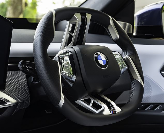 A newly designed steering wheel features pronounced thumb rests and multi-function buttons to help more intuitive use