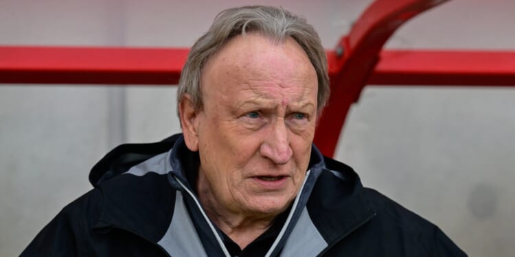 Neil Warnock, 77, set to resign as Torquay manager after two weeks as club make replacement decision