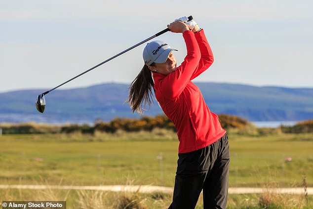 A sore right knee could be because you play a lot of golf, meaning your ribcage has become used to overly rotating to the right for your swing. It¿s important to rectify the upper body alignment issue, then, to help the pain lower down