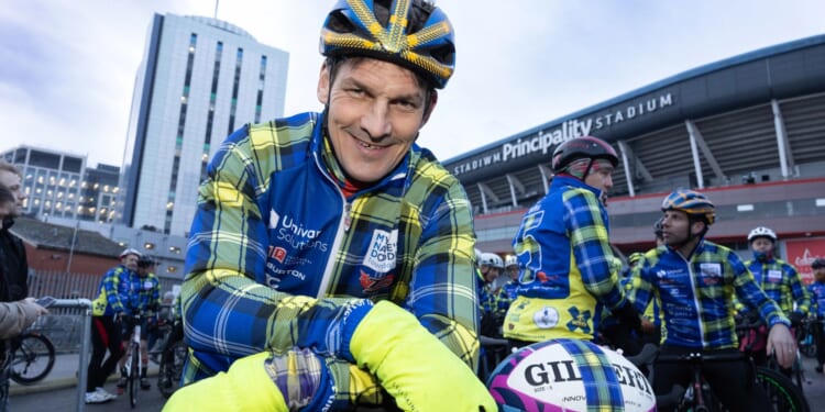 Who is former Scotland captain Rob Wainwright?