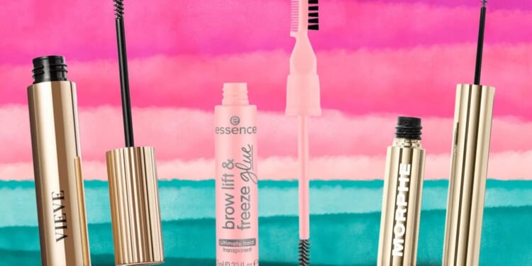 I put three brow gels to the test in search of one that doesn't leave my brows feeling crunchy