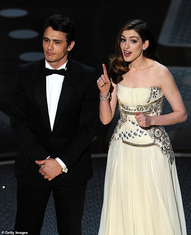 They are both talented actors but when Anne Hathaway and James Franco co-hosted the Oscars in 2011, it was very awkward