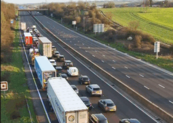 M1 closed in BOTH directions as cops on scene of incident and drivers hit with delays