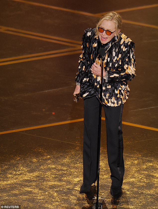 During the speech, Madigan was visibly nervous as she ended it by thanking her husband of over four decades, fellow actor Ed Harris