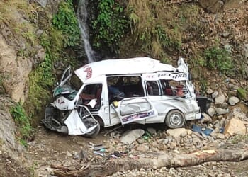 At least seven dead and nine injured after bus plummets down mountain on way back from religious monument