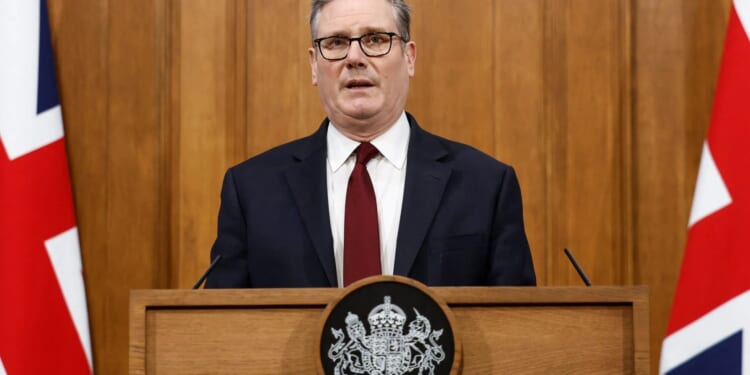 Keir Starmer defends Labour’s Net Zero crusade despite calls to increase North Sea drilling