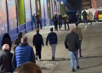 Disgusted Chelsea fans pour out of Stamford Bridge at half-time as Liam Rosenior's side are humiliated by PSG