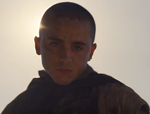 Paul, who began the trilogy as a prince and is now an emperor, debuts a baldheaded look in the trailer while rallying a throng of his subjects