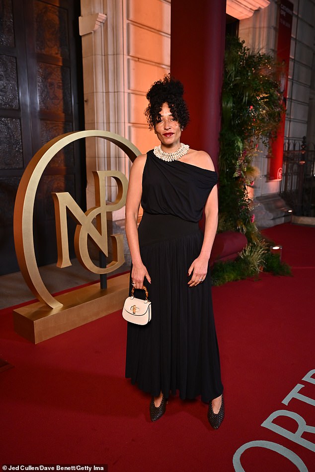 Zadie Smith beamed as she arrived at The Portrait Gala 2026