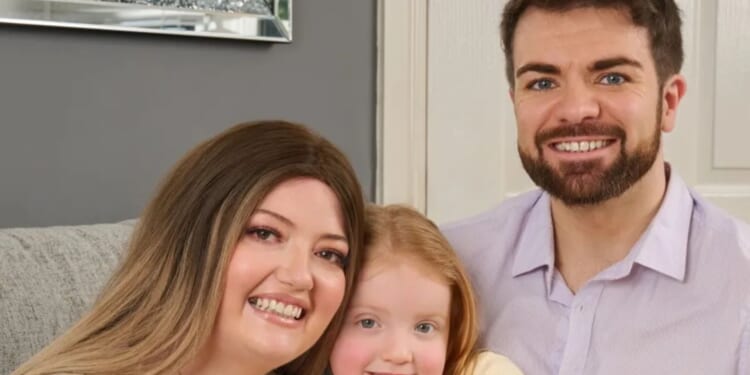 I was pregnant when I found out I had a brain tumour, now I’m writing my daughter goodbye letters