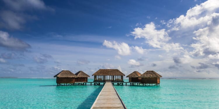 Maldives, Tokyo and the Great Barrier Reef are top three holidays for Brits