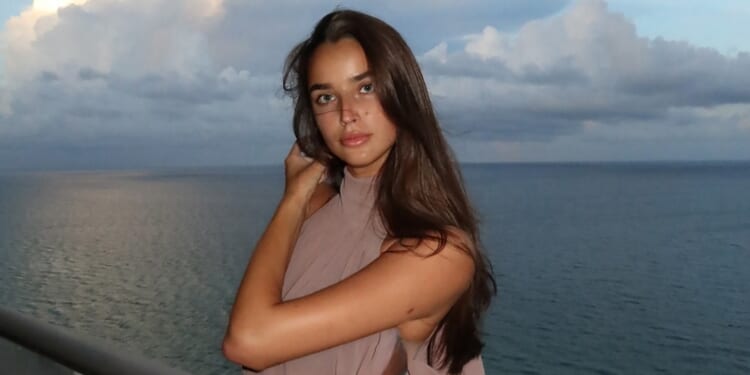 Who is Trent Alexander-Arnold's model ex-girlfriend Estelle Behnke?