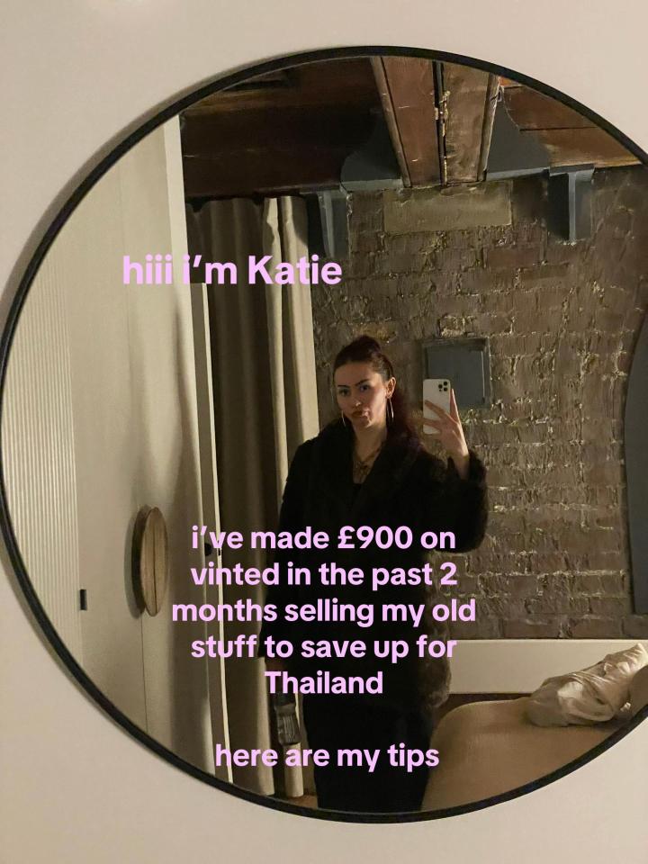 Katie taking a mirror selfie, with text overlay detailing she made £900 on Vinted in 2 months.