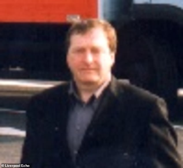 Morris religiously avoids the limelight, with this being the only known photo of him in the public domain