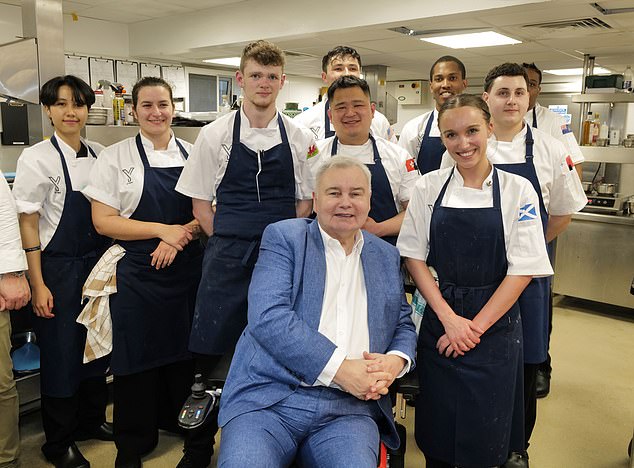 Holmes was surrounded by young chefs from across the world while paying a visit to the kitchen at Hotel Jumeirah Tower in Knightsbridge