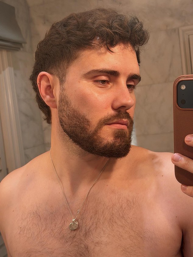 Alfie shared a topless selfie showing off his new beard, which confused some fans and left them concerned about Zoe’s silence