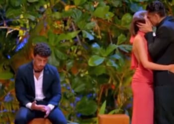 Watch the moment Temptation Island Spain contestant dumps boyfriend of two years and snogs lover she cheated with