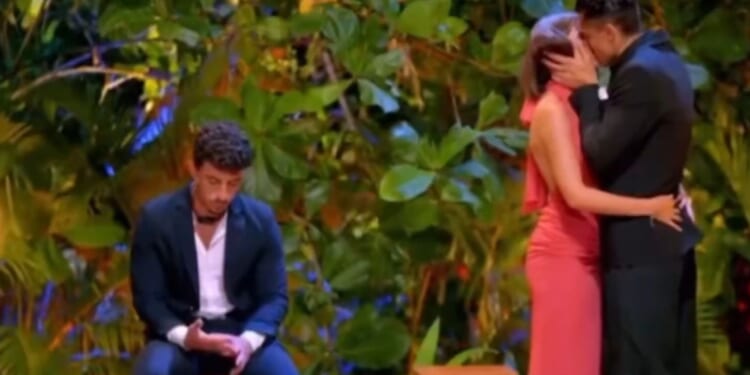 Watch the moment Temptation Island Spain contestant dumps boyfriend of two years and snogs lover she cheated with