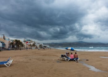 Can I cancel my holiday to Spain? Latest travel advice as Canary Islands hit by snow and cancelled flights