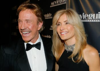 Who was Chuck Norris' wife Gena O'Kelley and how many children did couple have?