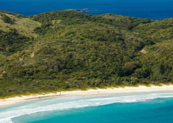'£2 beers and famous cocktails' The alternative Caribbean island Brits barely go to with one of the world's best beaches