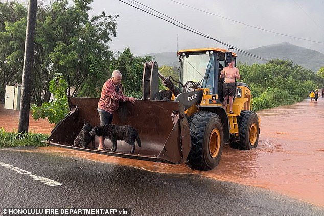 There is still 'potential for heavy rain' that could impact the Wahiawa dam, Hawaii's Emergency Management Agency said Saturday morning
