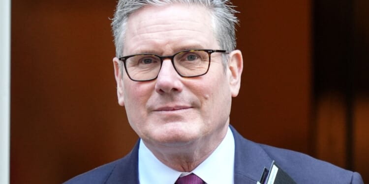 Keir Starmer to chair cost-of-living crisis talks as Iran war threatens to send UK economy spiralling