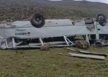 At least nine killed and 15 injured after tourist bus plunges off road near beauty spot in Peruvian mountains
