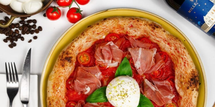 Restaurant's new menu where everything costs £20 to avoid awkward bill splitting