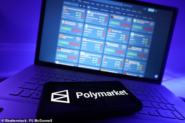 Traders who bought equity futures and shorted oil beforehand would have profited significantly