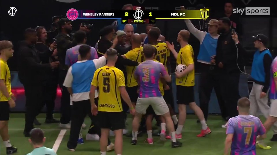 NINTCHDBPICT001069082146