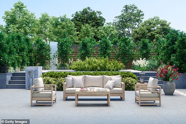 Matchy-matchy sets are the garden equivalent of buying an entire outfit off a mannequin: flat and boring