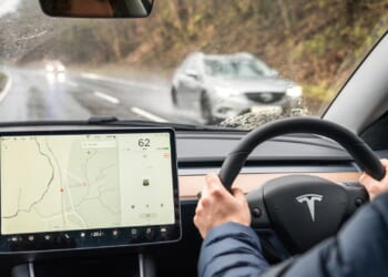 Boost to Brit drivers as car insurance premiums tumble to three year low