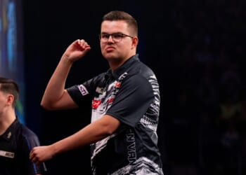 Gian van Veen issues health update after undergoing kidney stones surgery and pulling out of Premier League Darts event